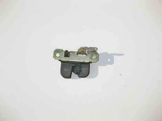 VAG  3B9827505 Замок кришки багажника VW Passat B5 Одесса