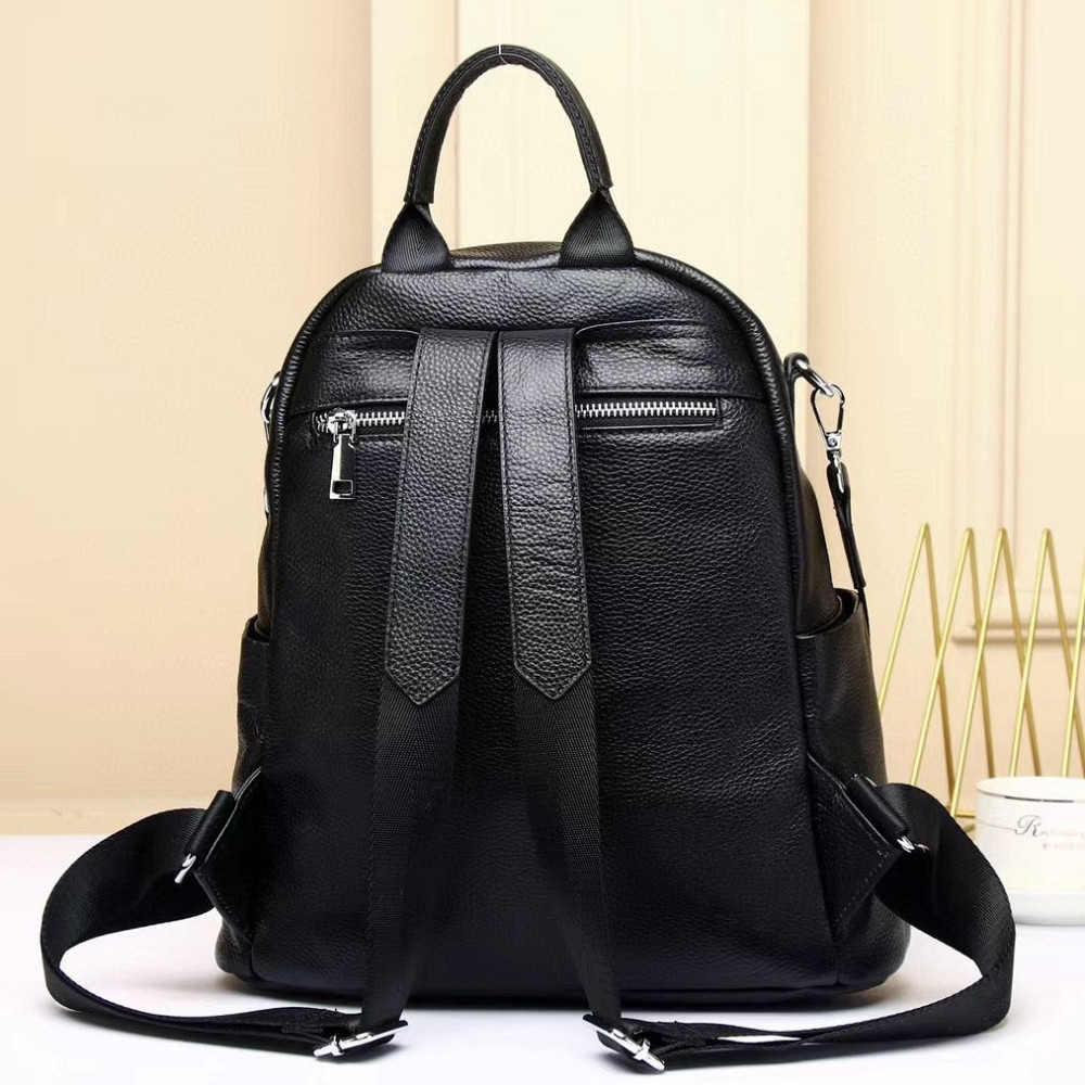 Шкіряний жіночий рюкзак з шахматним візерунком, чорний Київ - фото 1