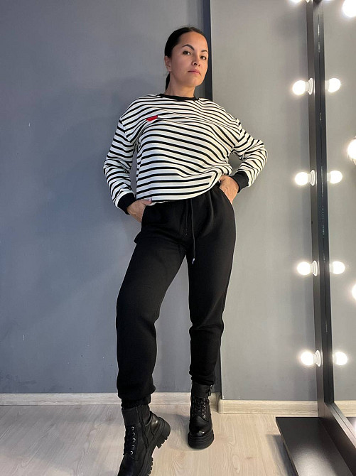 Штаны женские ENJOY 2925 спортивные джоггеры на резинке утепленные на флисе черные, черный, M Киев - изображение 8