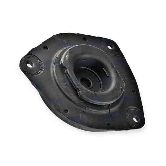 Опора передняя Nissan Qashqai, , 2 (07-13) правая R стойки Мукачево