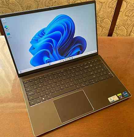 Ноутбук Dell Vostro 7510. Киев