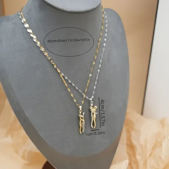 Серебристый кулон «Объятия пары» на цепочке – символ любви Киев