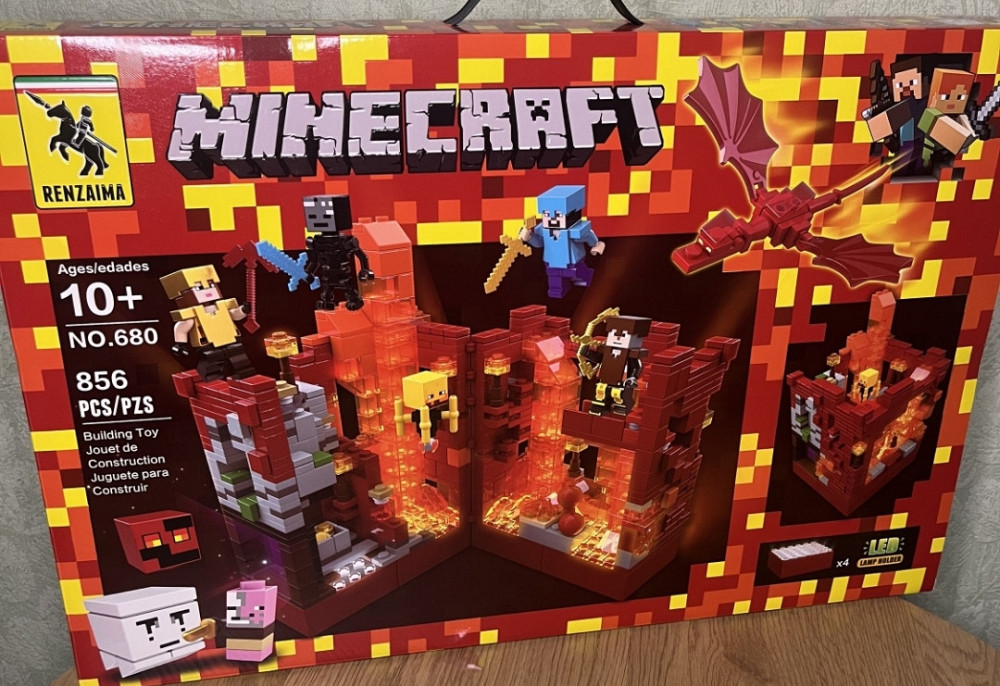 Констркутор minecraft з LED підсвіткою 850 деталей | лего майнкрафт Київ - фото 3
