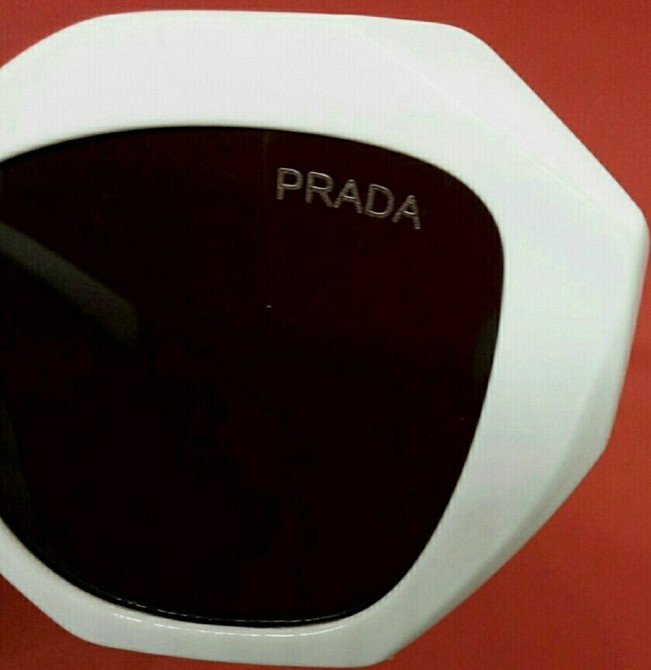 Білі жіночі брендові окуляри стильної форми. Київ - фото 1