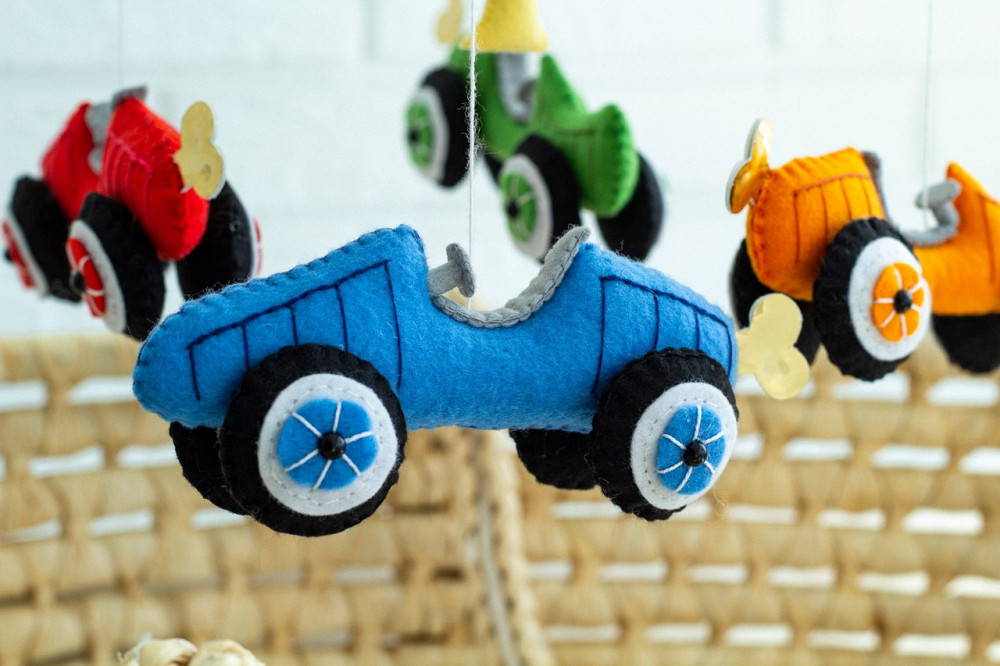 Дитячий мобіль на ліжечко для немовлят WooolyWool «Круті тачки» Київ - фото 4