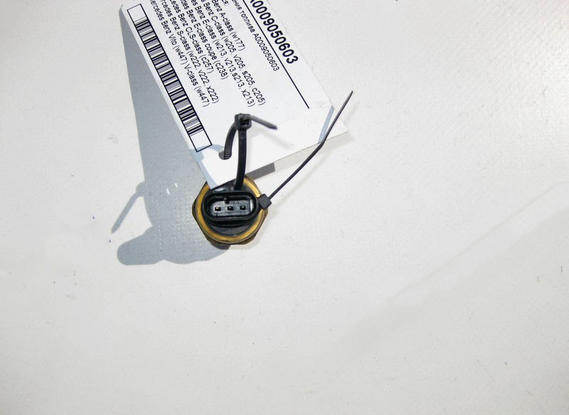 Mercedes-Benz  A0009050603 Датчик тиску палива для дизельних двигунів OM654 R4 2.0 diesel OM656 R6 2.9 Одесса - изображение 2