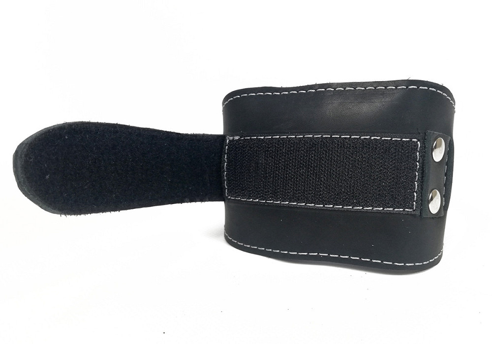 EasyFit Манжета EasyFit F9 чорна для тяги на тренажері (шкіра) Київ - фото 4