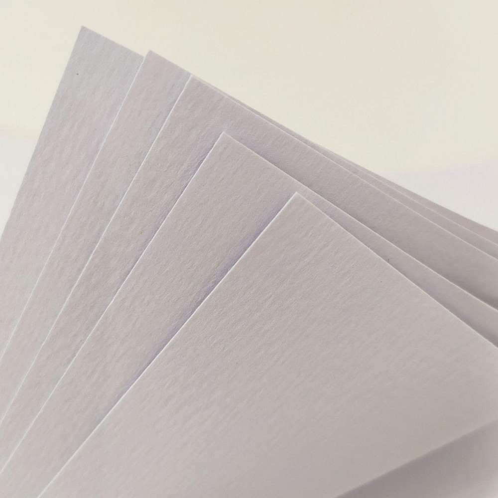 Відео огляд! Папір для скетчингу А4 250 г\м2 на 50 аркушів, альбом для малювання на спіралі із щільним папером Кам'янець-Подільський - фото 4