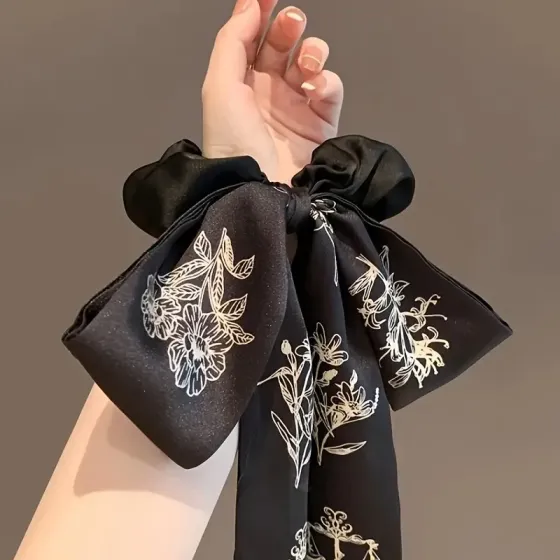 Французька гумка для волосся з чорною атласною стрічкою і квітковим візерунком Киев