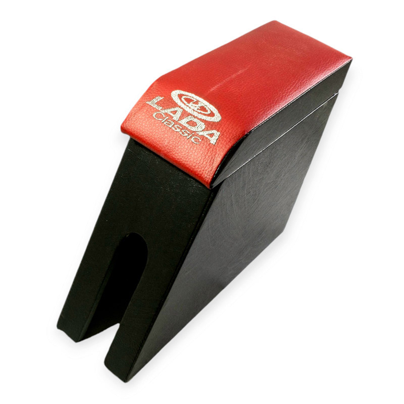 Підлокітник ваз 2101-06 червоний з вишивкою (шкірозамінник) Мукачево - фото 1