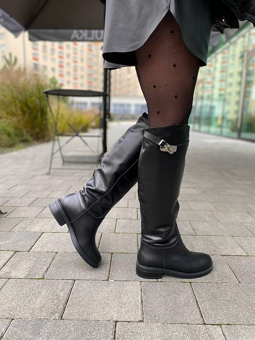 VLAMAX Стильні шкіряні чоботи жіночі демісезонні весна-осінь на низькому ходу чорні з натуральн Коломия - фото 1