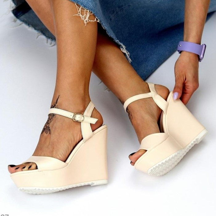 Жіночі Сандалі Босоніжки на Танкетці Платформа Бежеві Літні (розміри: 36,37,38,39,40) — 33 Дніпро - фото 2