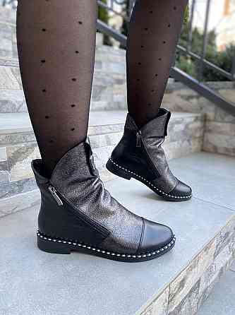 Vesna Жіночі черевики VESNA чорні натуральна шкіра-сатин зима висота 13 см (2266) 36р.39р. 36 Коломия