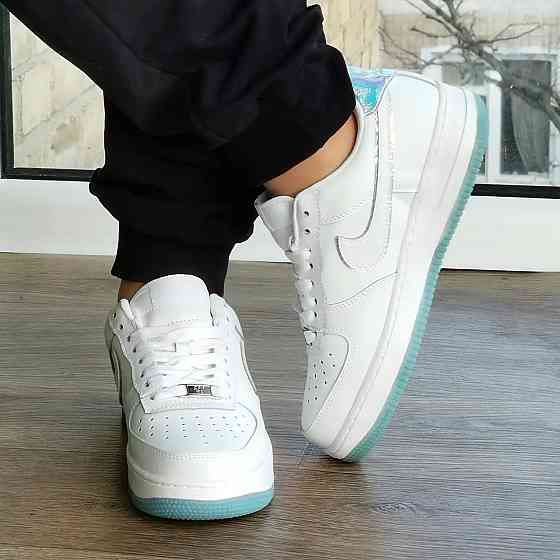 Кроссовки Nike Белые Женские Форсы Кожаные Найк (размеры: 36,37,38,39,40,41) Днепр