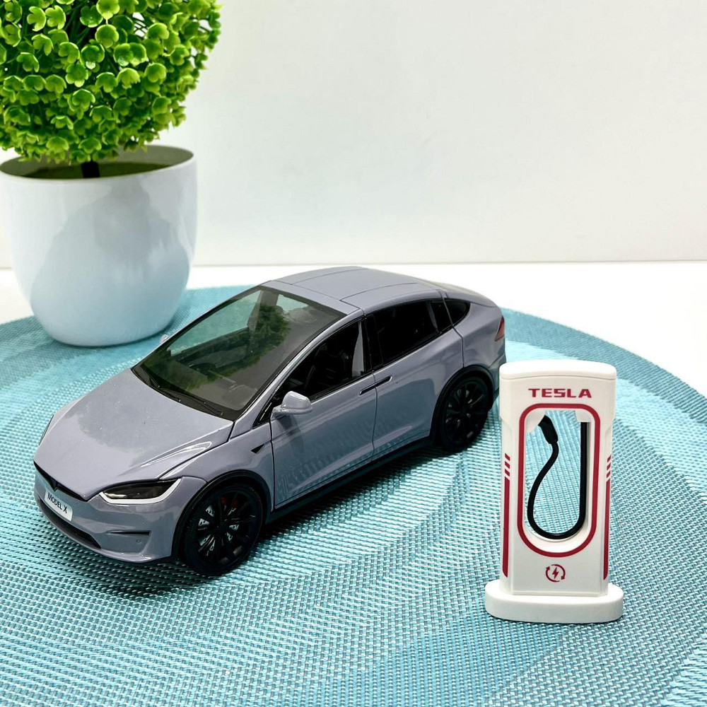 Машина Автосвіт Tesla Model X інерційна відчиняються двері капот багажник 17см Сіра (AP-2004) Чернигов - изображение 1
