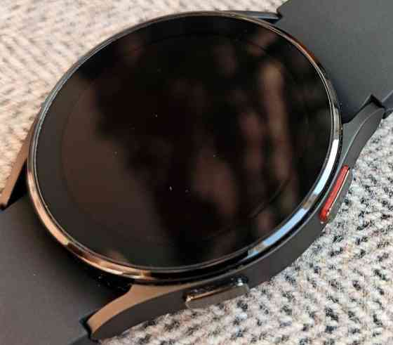 Смарт -Часы Samsung Watch 4 40mm. Киев