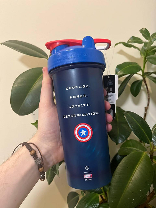 Шейкер спортивний BlenderBottle Classic Loop PRO 28oz/820ml Marvel Capitan Amerika (600557) Киев - изображение 3