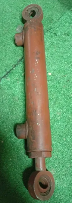 Гідроциліндр культиваторів та тракторів 40.25.200.390.20М, Ц 40х200-11 Суми - фото 1