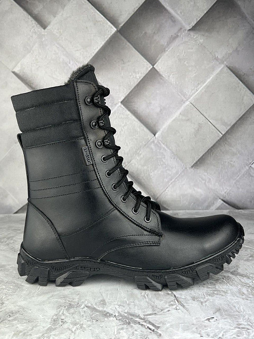 Чоловічі військові берці чорного кольору водонепронекні на хутрі прошиті та проклеєні тактичні високі берці WAR Львів - фото 6
