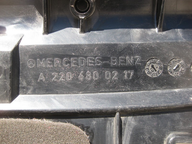 Mercedes-Benz  A2206800217 1A24 Права нижня бежева накладка - кришка панелі приладів - торпеди S-Class W220 long Одеса - фото 5