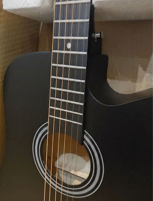 Гітара (нова)+ чохол ремінь каподастр струни. Харків - фото 4