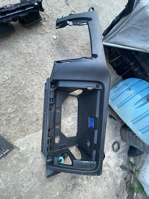 Накладка передней панели Kia Sportage 2021–2025 Киев - изображение 1