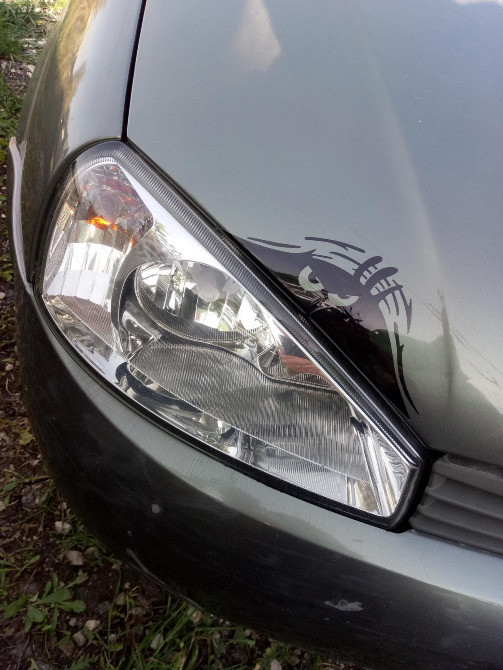 Наклейка на авто или мото Подглядывает Чёрная Киев - изображение 3