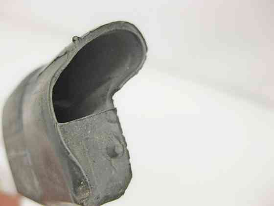 Mercedes-Benz  A1648890298 Ущільнювальна гумка середня на перегородці відсіку моторного ML W164 GL X164 Одесса