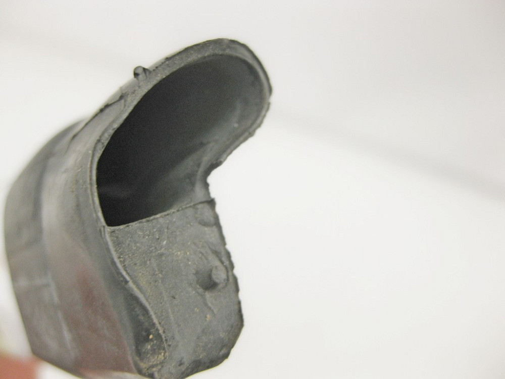 Mercedes-Benz  A1648890298 Ущільнювальна гумка середня на перегородці відсіку моторного ML W164 GL X164 Одеса - фото 5