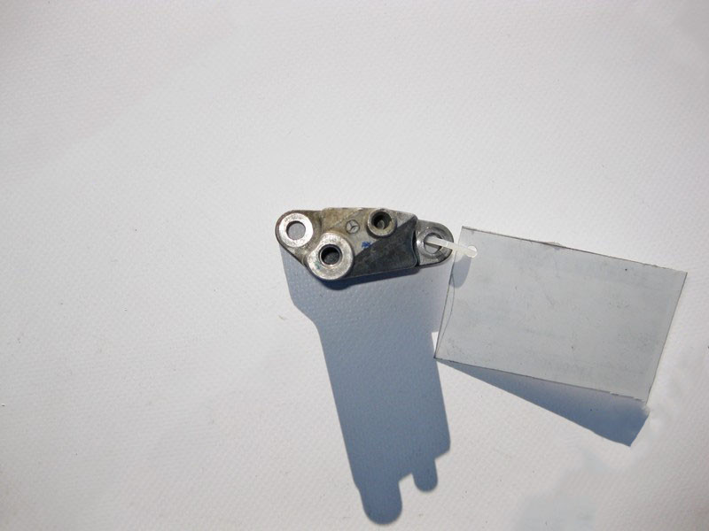 Mercedes-Benz  A6120780041 Кронштейн паливної рампи двигунів OM611 R4 2.2 cdi OM612 R5 2.7 OM613 R6 3.2 ML W163 C-Class W203 S-Class W220 Одесса - изображение 3