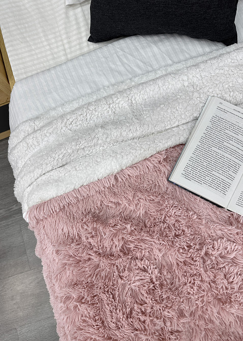 Плед-покривало 200х230 см (+-10см) Травка на овчині колір пудровий з білим (87-221) Київ - фото 5