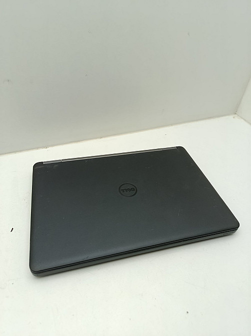Ноутбук Dell Latitude E5250 i5-5ген\4+4\0\ АКБ- (товар вживаний) Луцк - изображение 2