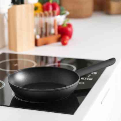 Сковорода зручна для кухні MAGIO, Сковорода для газової плити з товстим дном QZ-86 Івано-Франківськ