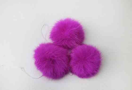 Помпони на дитячу шапку з натурального хутра кролика 7-8 см Фуксія Харків