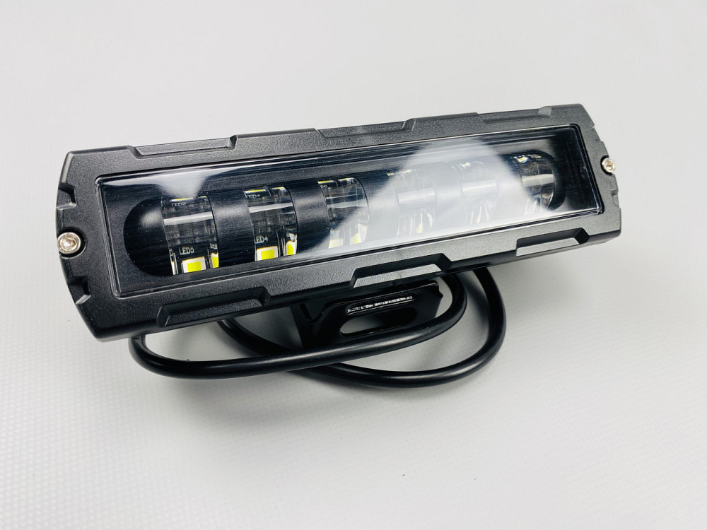 Прямокутна протитуманна світлодіодна лампа для позашляховиків фара 30W LED 6 Led діодів 3D лінза 9-32V Мукачево - фото 1