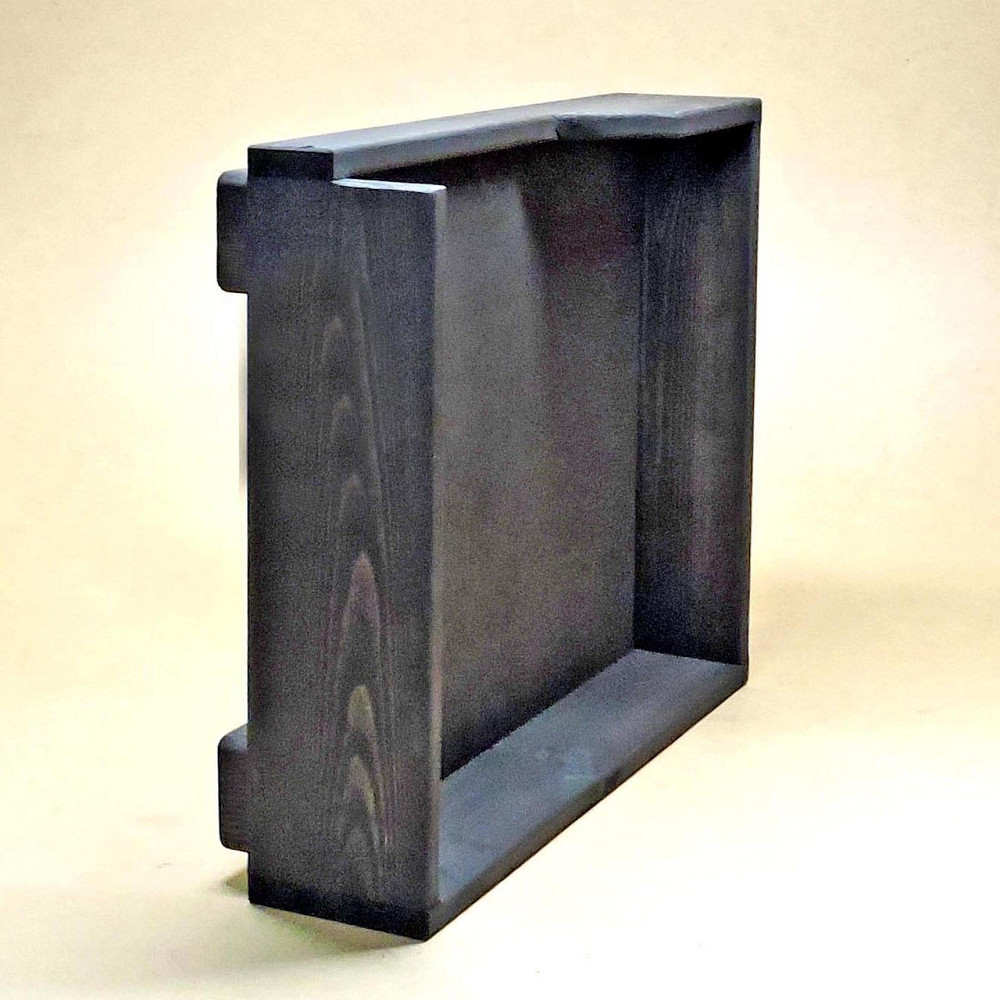 Лежак деревянный для собаки 