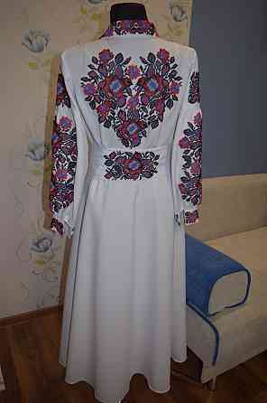 Сукня жіноча вишита бісером 48 р. Коломыя