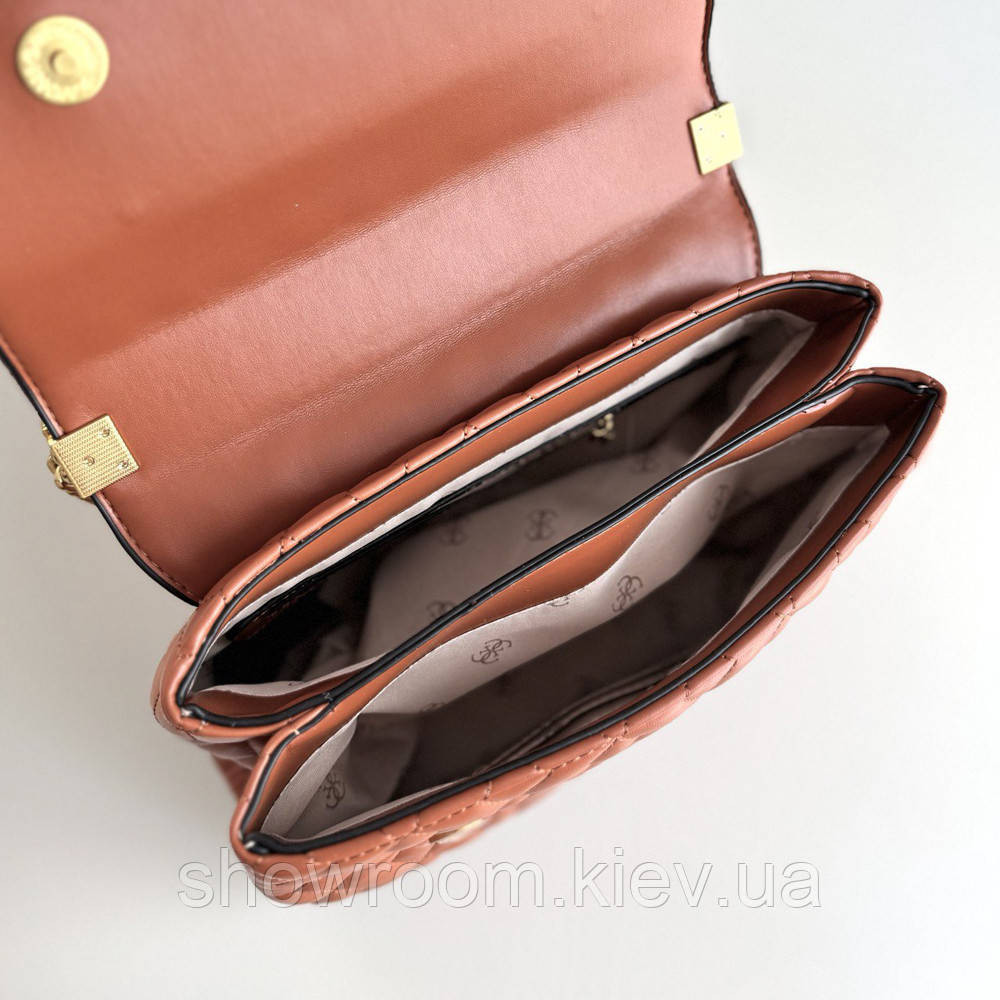 Жіноча сумочка Guess на плече (787080) коричнева Київ - фото 2