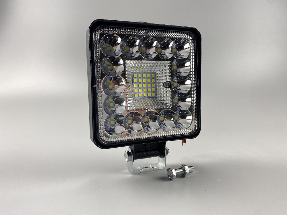 Квадратна автомобільна фара LED світлодіодна 41 led діод 6500K 9-80В додаткове освітлення авто Мукачево - фото 1