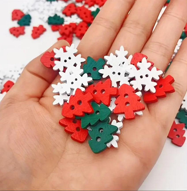 Набор новогодних пуговиц 20 шт. (снежинки, елки) 1.8 см. Киев - изображение 3