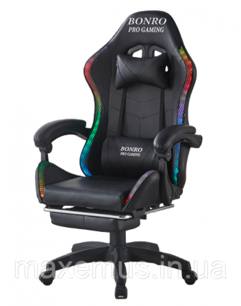 Компьютерное кресло для геймера с подсветкой массажем пультом Bonro B 1 4 4 кресло геймерское с подставкой для ног черное Мостиска