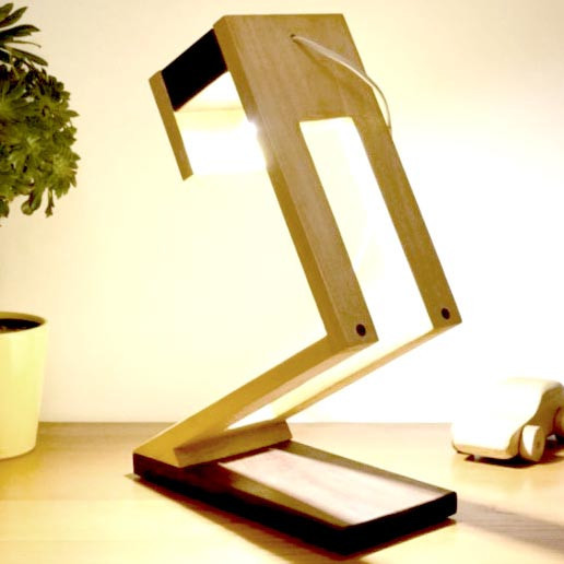 Светильник настольный 