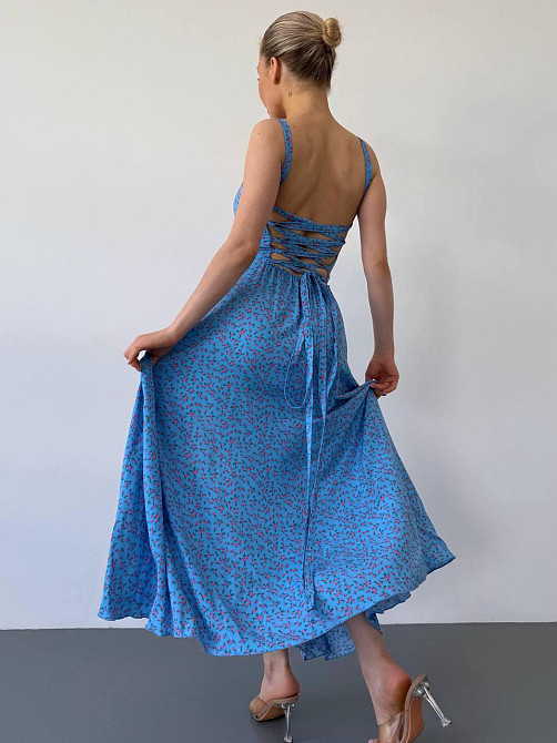 Женское романтичное платье макси на бретелях с разрезом штапель 46/48, Голубой Одесса - изображение 9