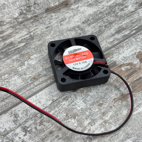 Вентилятор охлаждения 4010 40×40×10 мм, 12В, 2 pin, для видеокарт, 3D-принтеров и электроники Киев