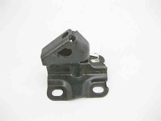 Mercedes-Benz  A2119200065 Центральна петля - кріплення задньої відкидної спинки¶ Одесса