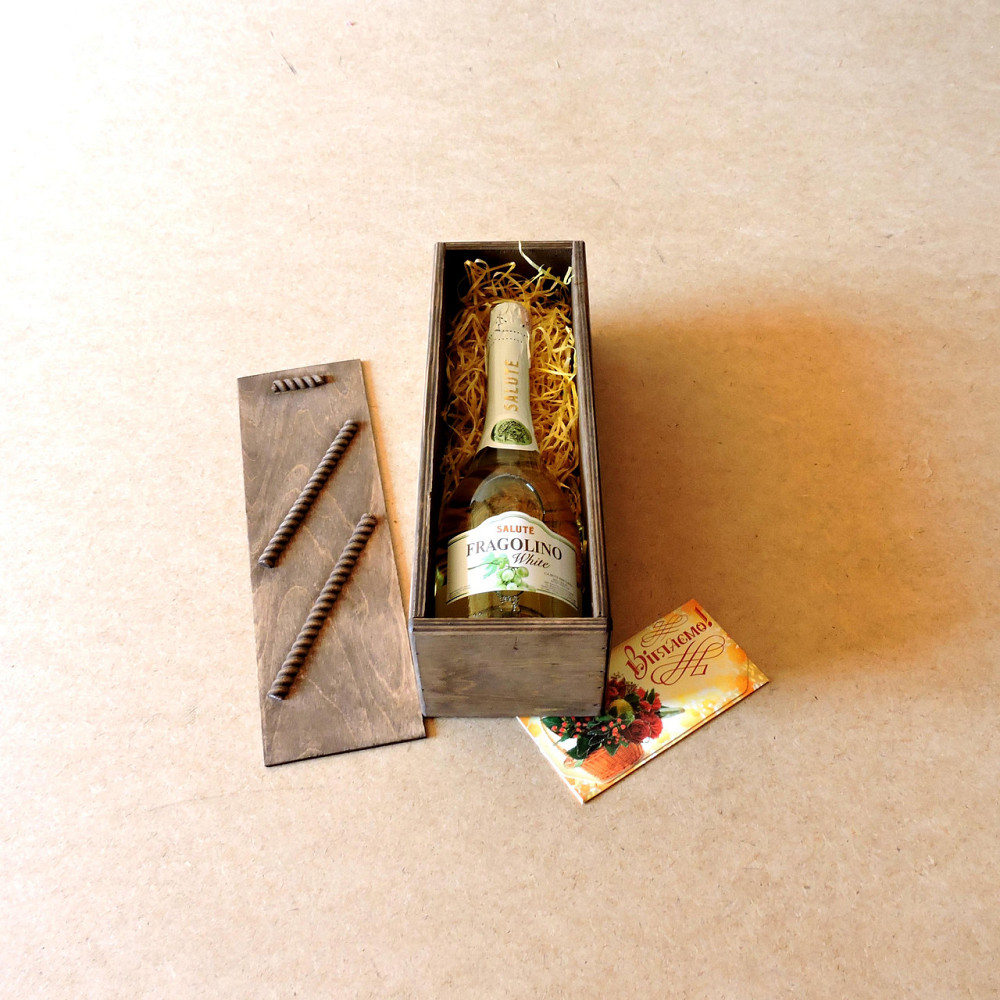 Подарочная коробка 