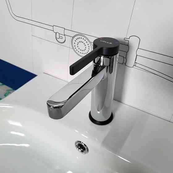 Смеситель для раковины Volle MORA cromo+de la noche 1537.010125 хром/чорний Киев