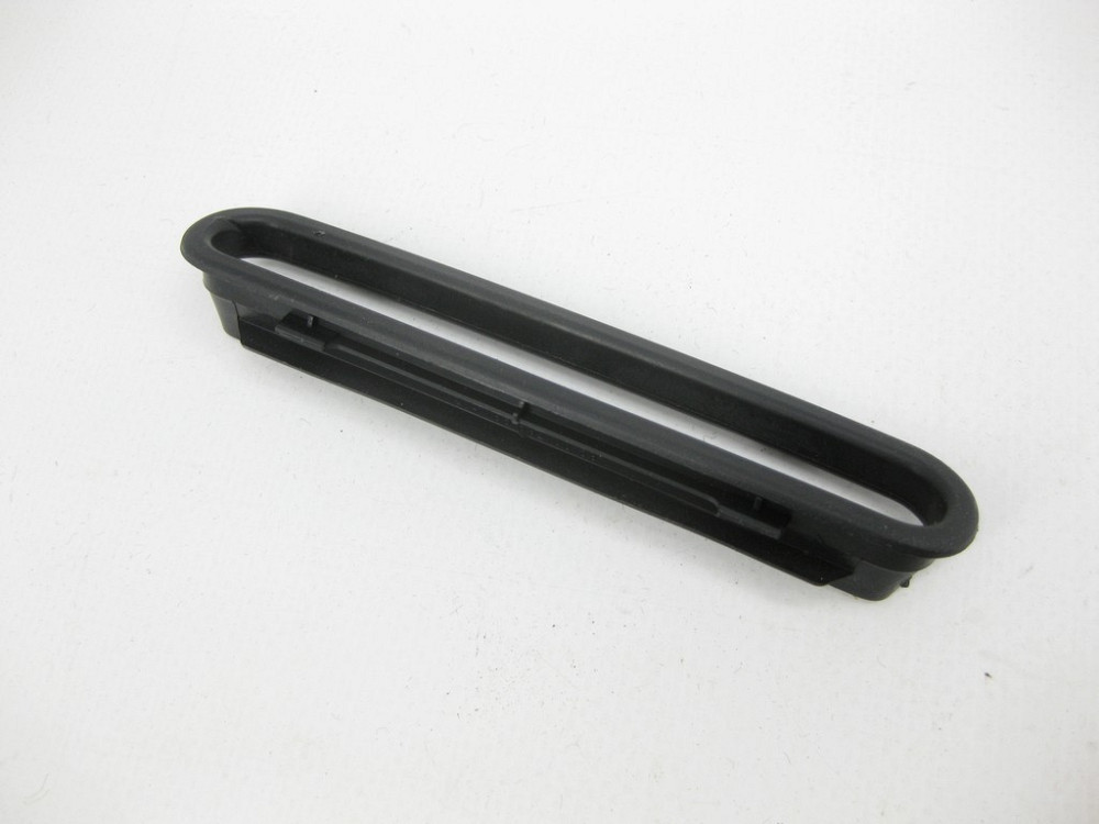 Mercedes-Benz  A1666920059 9051 Кільцева накладка отвору ременя безпеки заднього пасажира в стійці C ML/GLE W166 GL/GLS X166 Одеса - фото 3