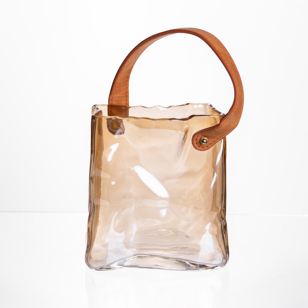 Скляна ваза сумочка з ручкою 13×7×16.5 (см) декоративна ваза для квітів 1 (л) Коричневий HP-19-155-1 Коломия - фото 1