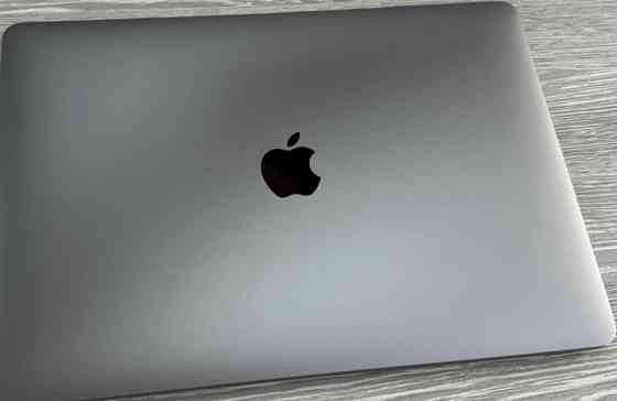 Ноутбук: MacBook Air 13/ M1/ RAM8GB/ SSD256Gb. / SPACE Grey/ Retina 2020. Киев